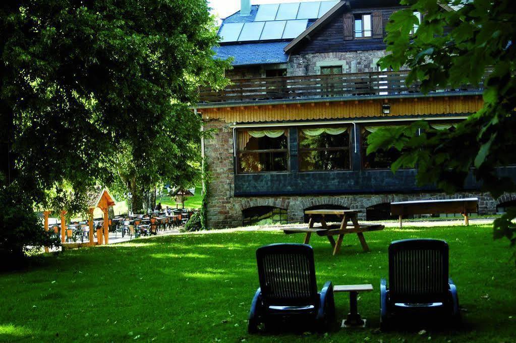 Hotel Restaurant Le Velleda Grandfontaine  Esterno foto